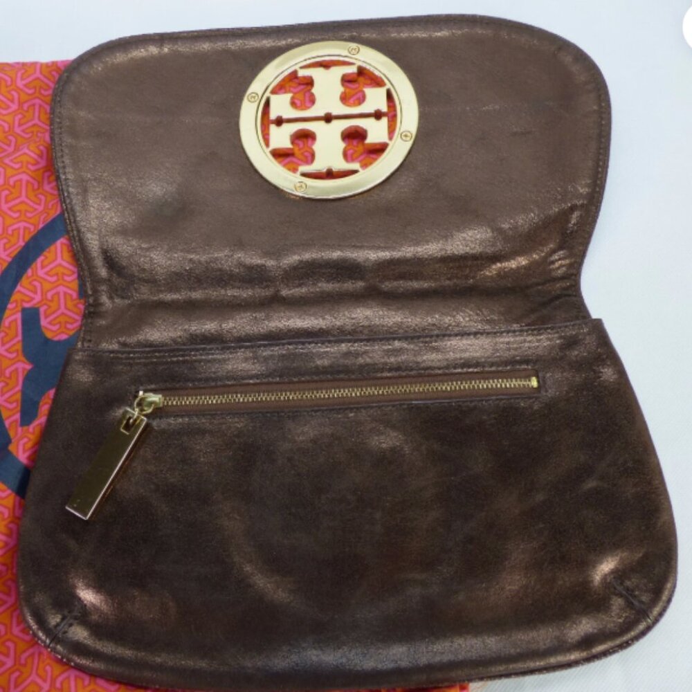 Tory Burch Metallic Leather Reva Clutch - Picture 2 of 7